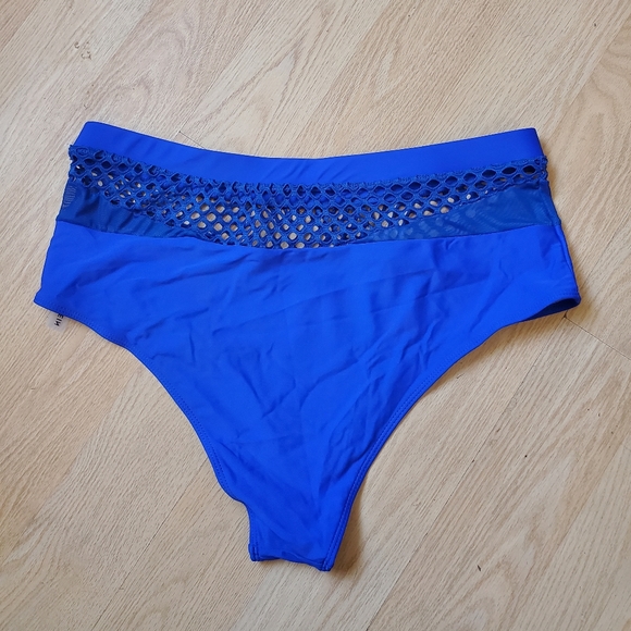 Shein Woman's Size 2XL Bikini Bottom. New No Tags. - Picture 2 of 5